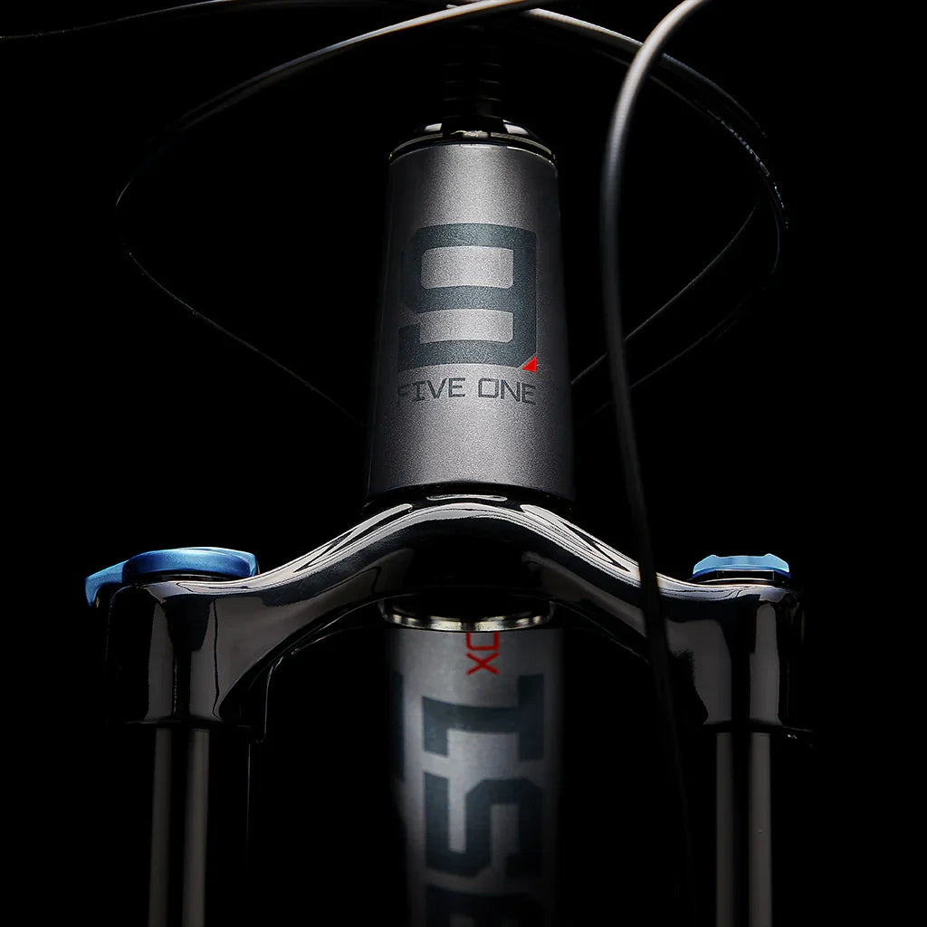 Ex-Demo Intense 951 Series XC Carbon Bike XL only
