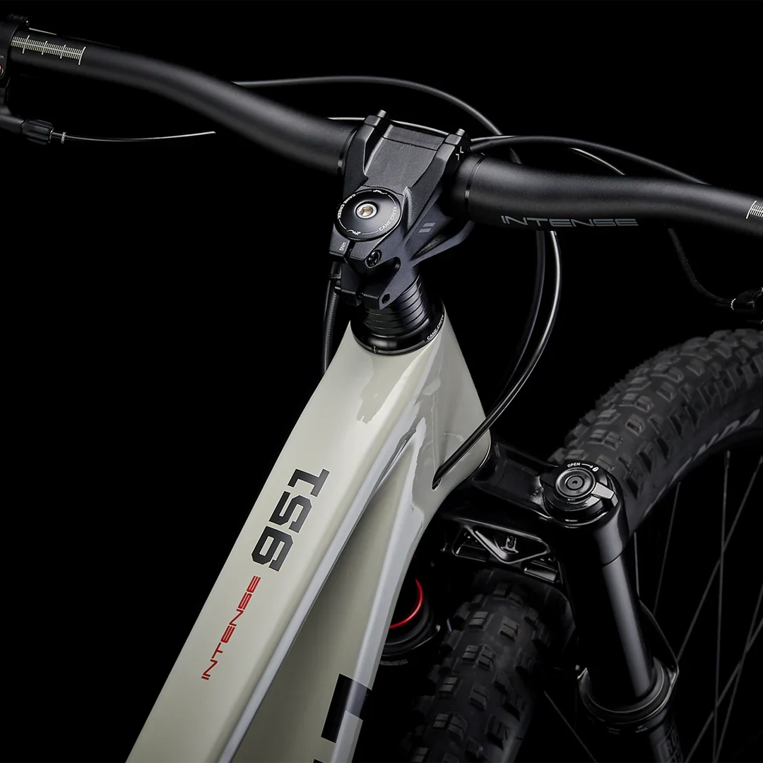 Ex-Demo Intense 951 Series XC Carbon Bike XL only