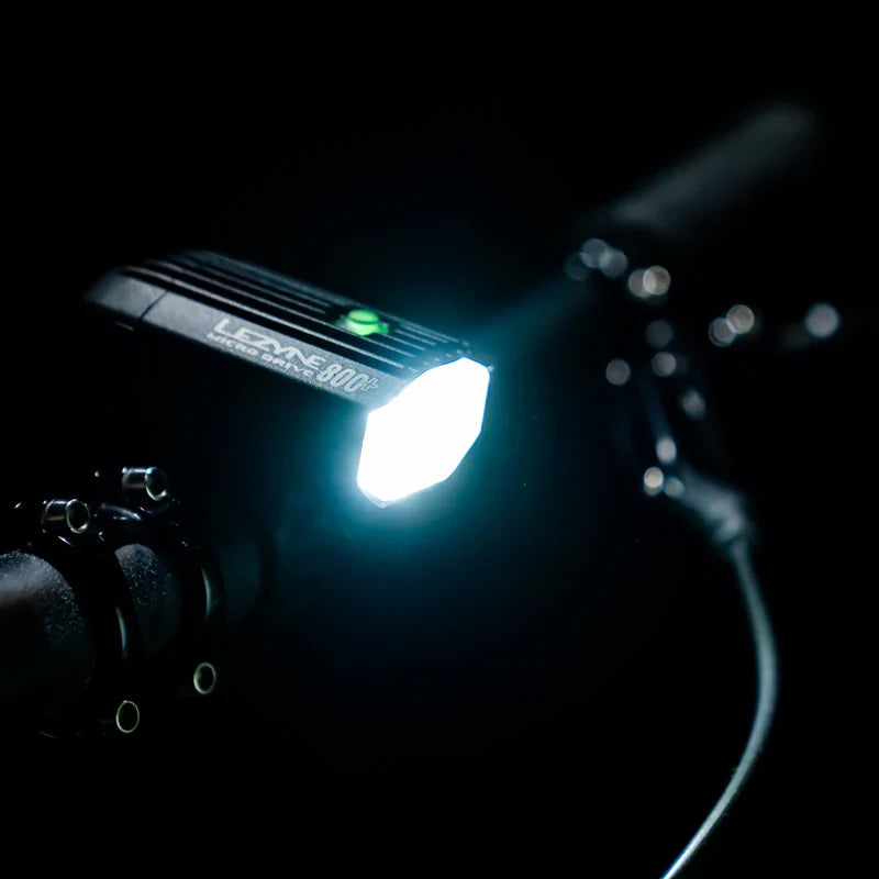 Lezyne Micro Drive 800+ Front